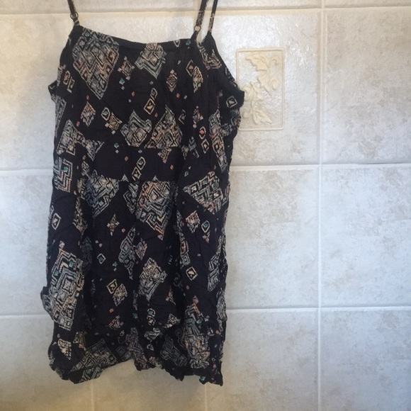 Patterned romper - Picture 3 of 3